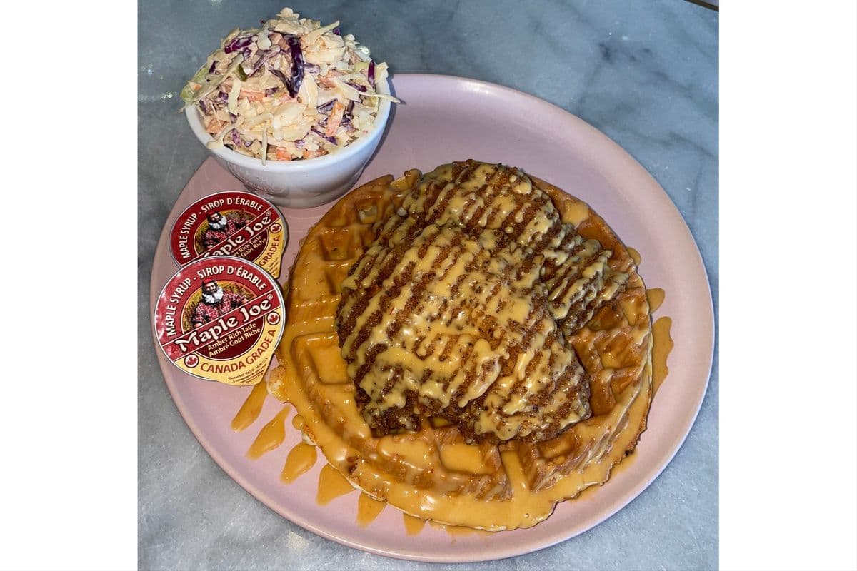 Classic Chick'n Waffle Plate