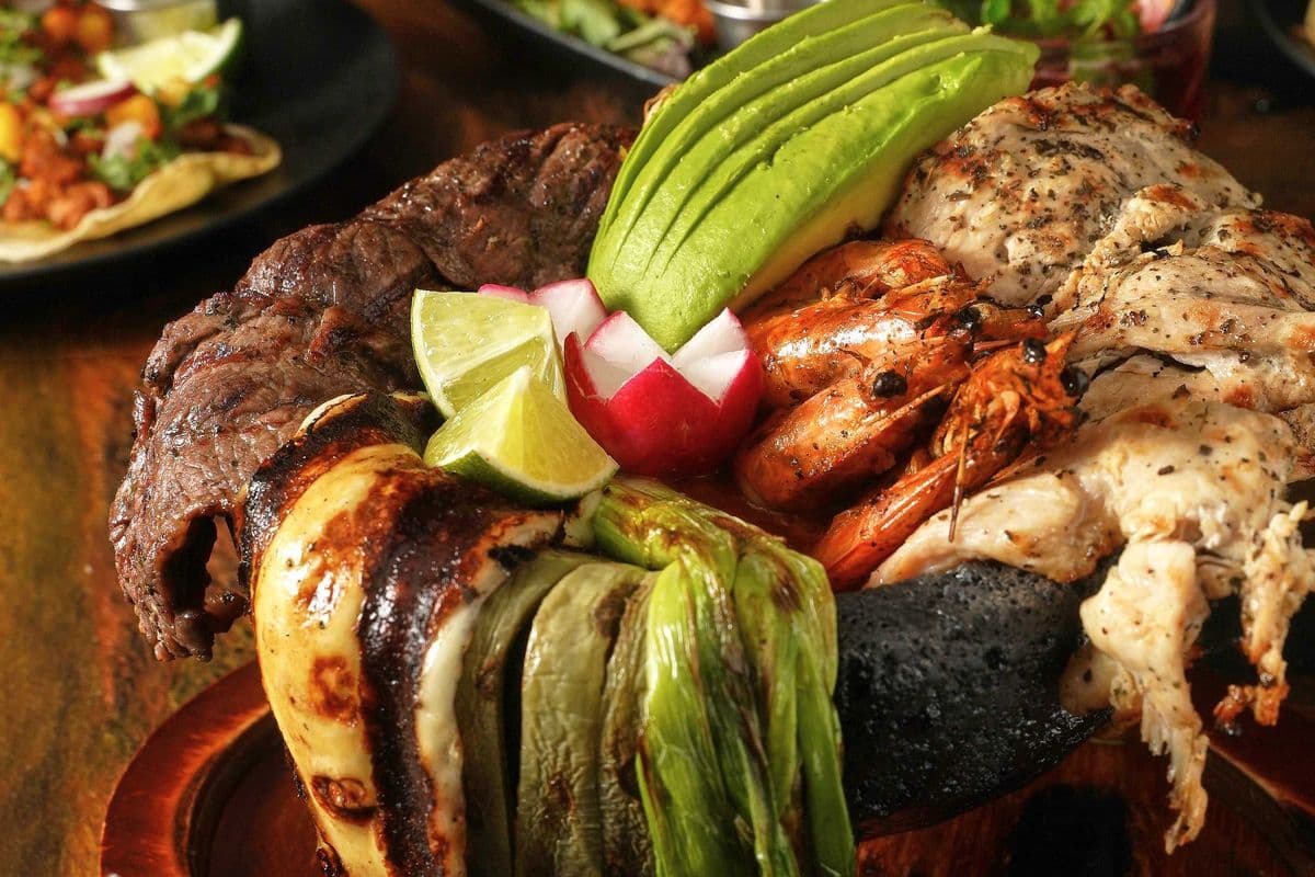 MOLCAJETE CIELO MAR Y TIERRA(For 2)