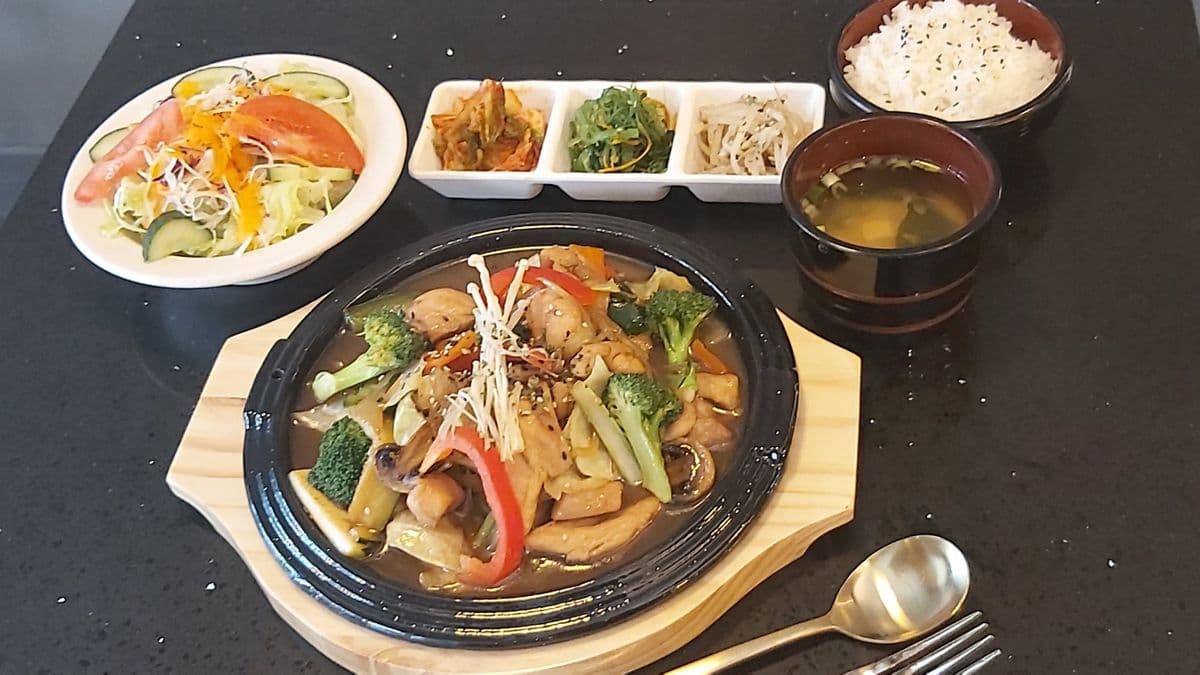 4. Poulet teriyaki (barbecue coréen) / Chicken Teriyaki (Korean Barbeque)