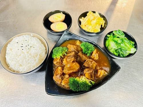 (Bento)牛筋腩便當 / (Bento)Beef Brisket & Tendon in Special Sauce Bento