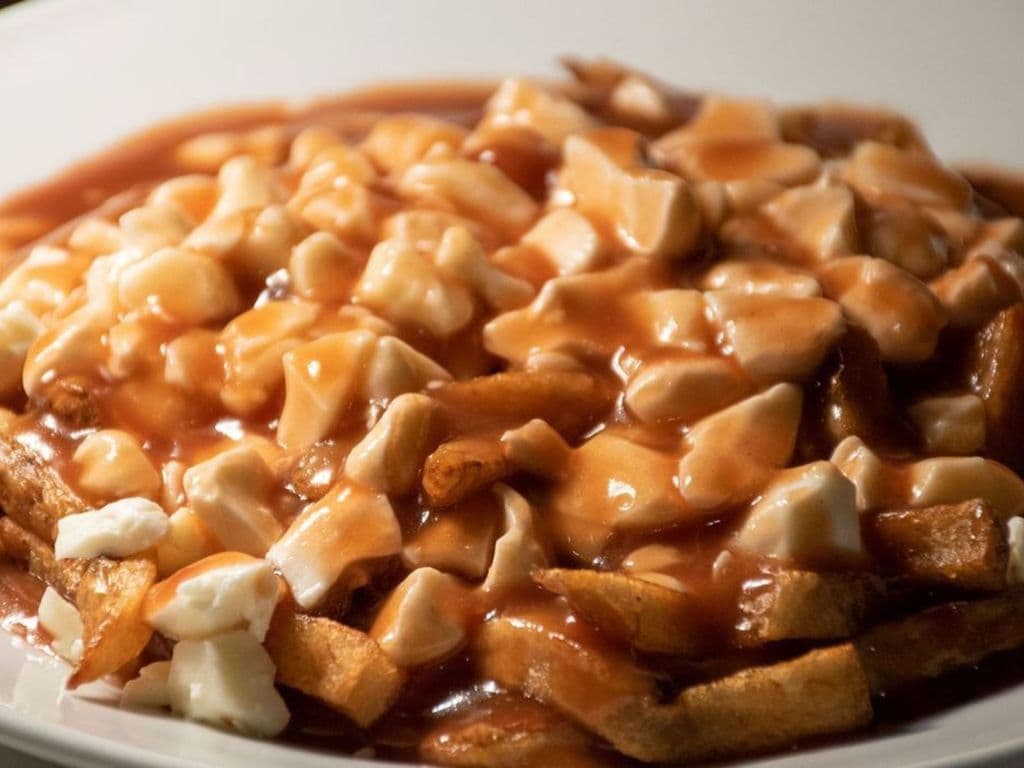 Poutine Classique / Classic Poutine