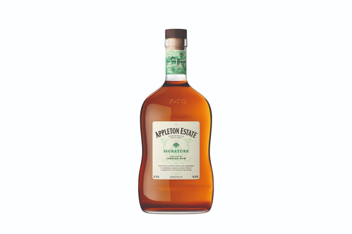 Appleton Estate Signature Blend Rum (750 ml)