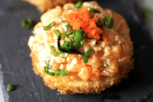 A04. Salmon Sushi Pizza