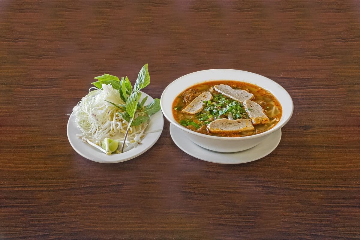 P2. Pho Tai