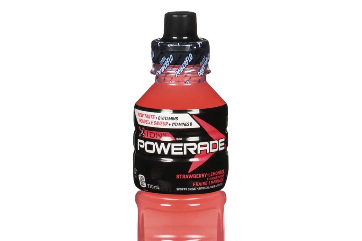Powerade Fraises Limonade/Strawberry Lemonade (710ml)