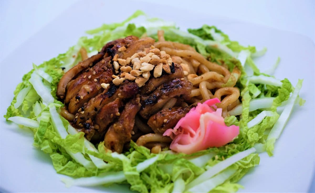 W12 Udon arachide / W12 Udon with Peanut Sauce ( Avec Soupe )