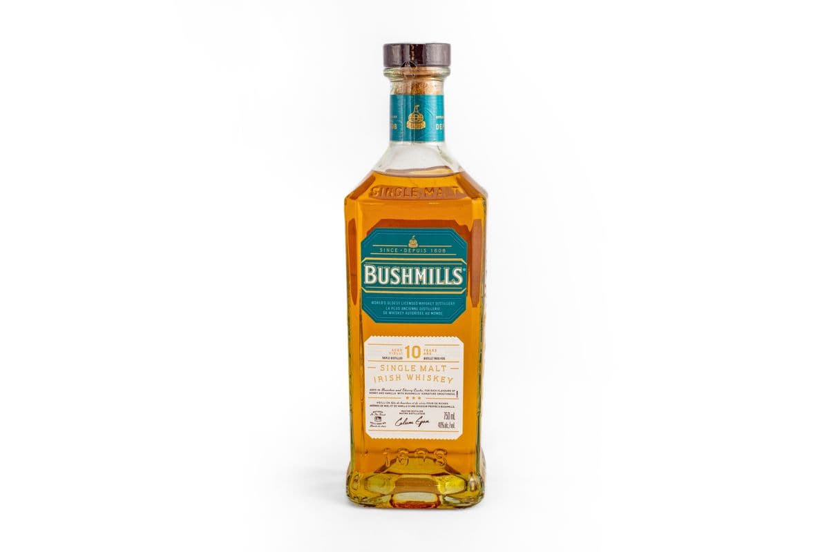Bushmills 10- Year Old Irish Whiskey (1 x 750 ml)