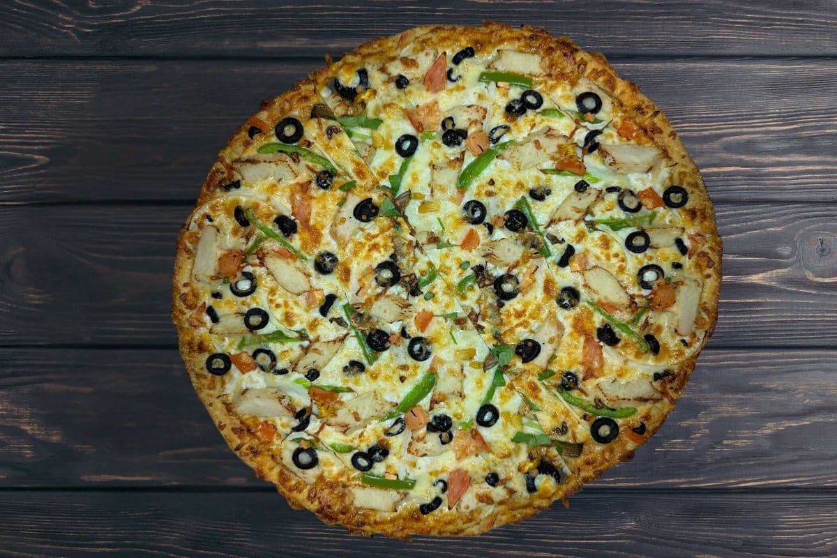 Chipotle Chicken Pizza