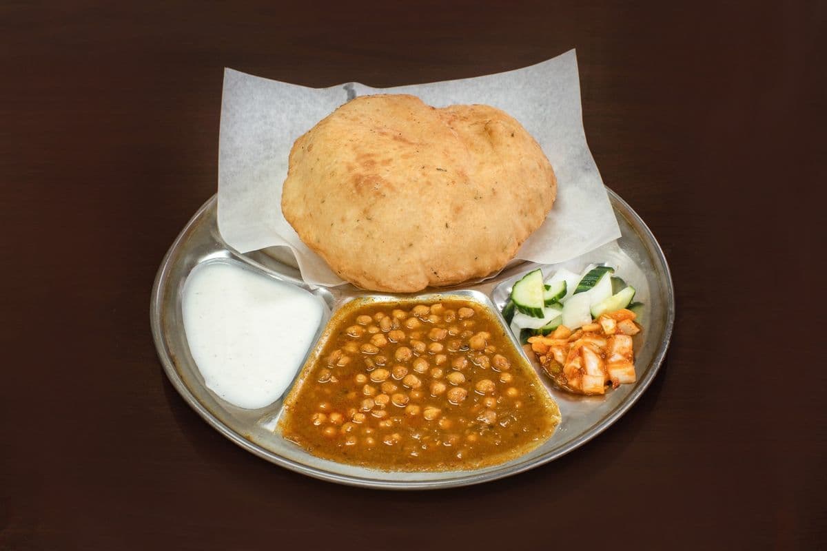 Channa Bhatura (1 Plate)
