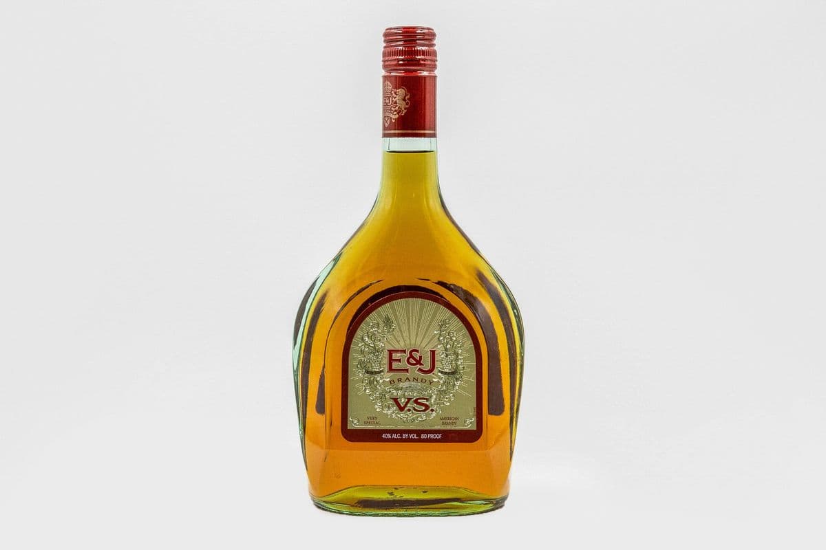 E&J Vs (1 x 750 ml)