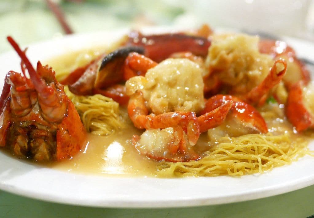Lobster with Egg Noodles in Supreme Broth / 上湯龍蝦生麵底