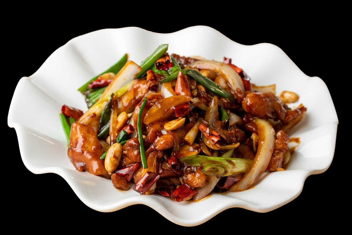 Kung Pao Chicken with Peanuts 宮保雞丁