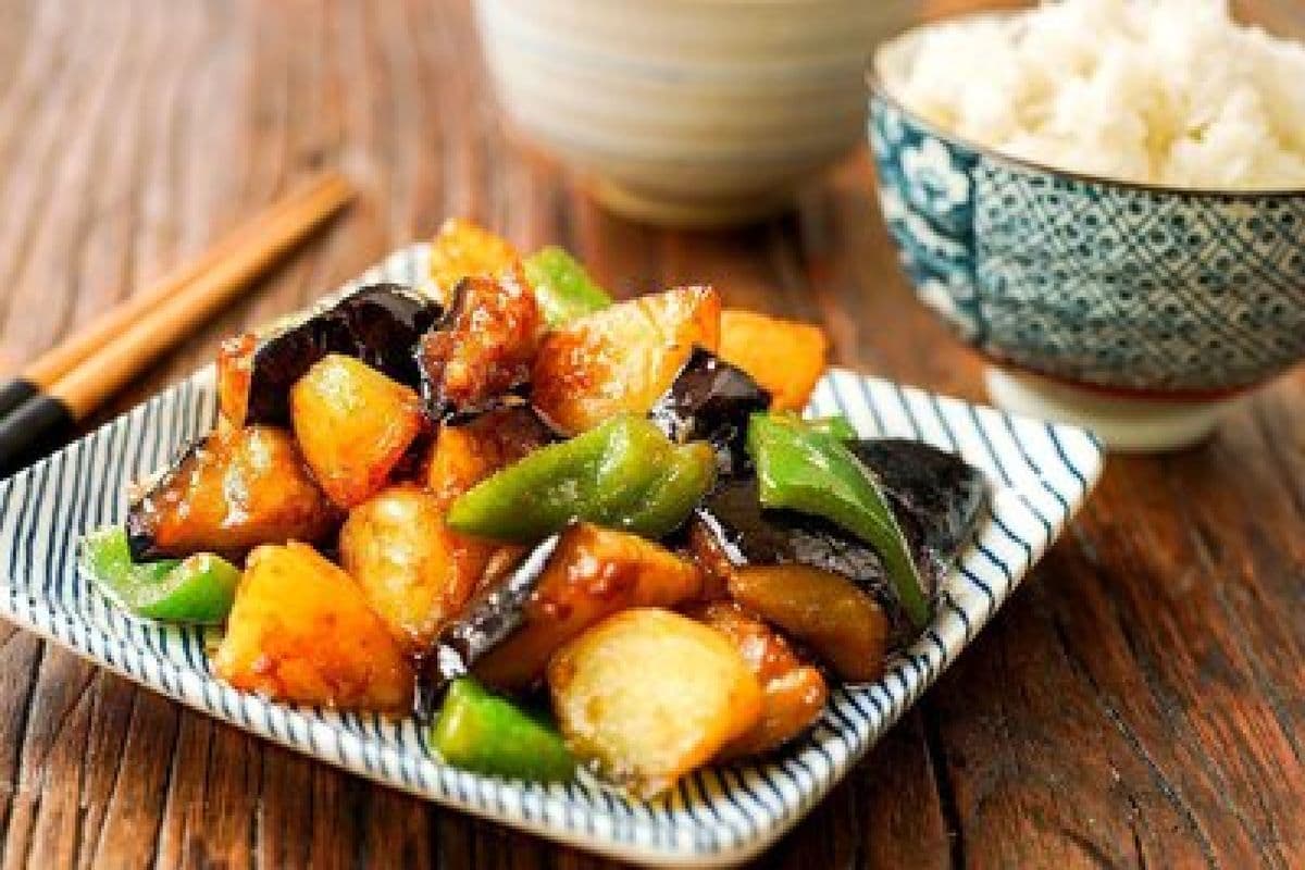 Fried Potato, Eggplant, and Pepper in Garlic Sauce(地三鲜)