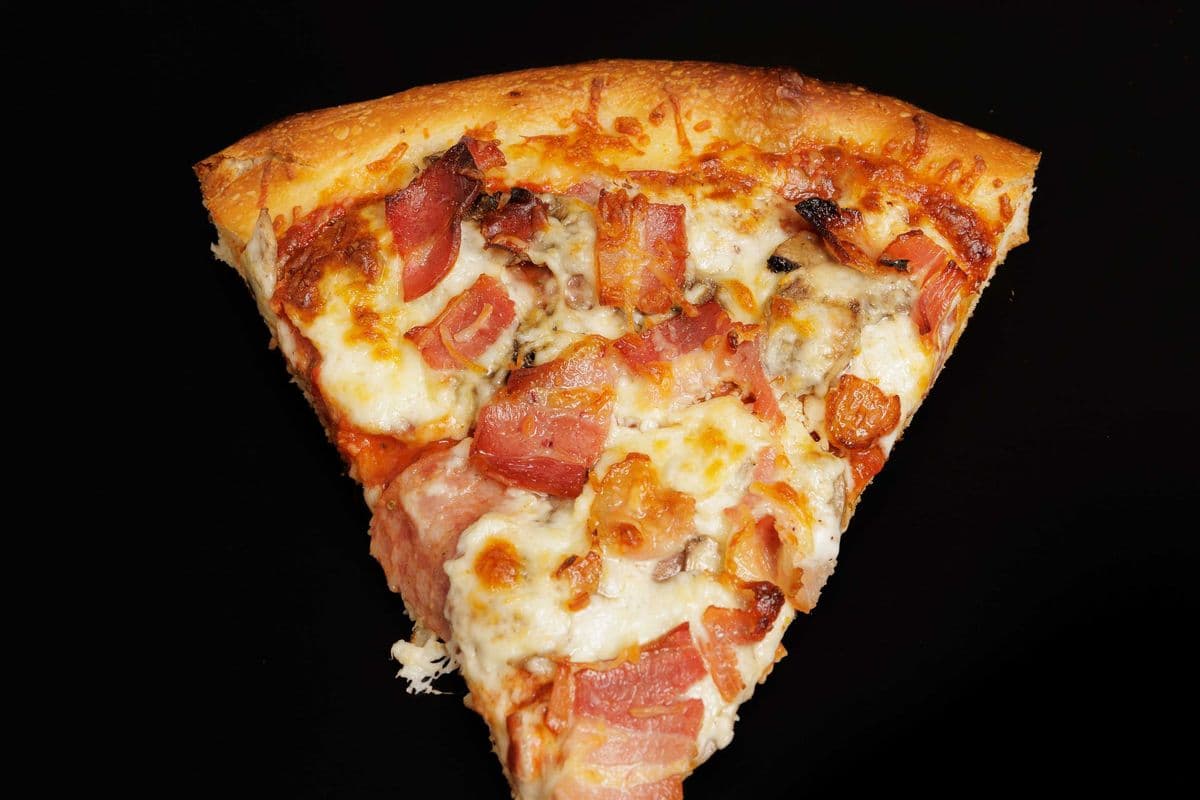 Large Pizza Canadian 15''