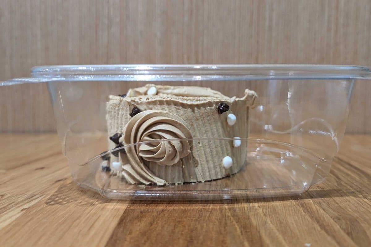 Mocha Cake Slice