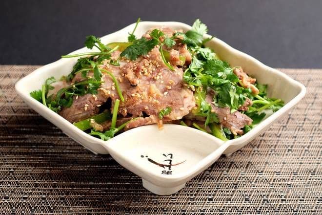 Garlic Lamb Slice 蒜泥羊肉