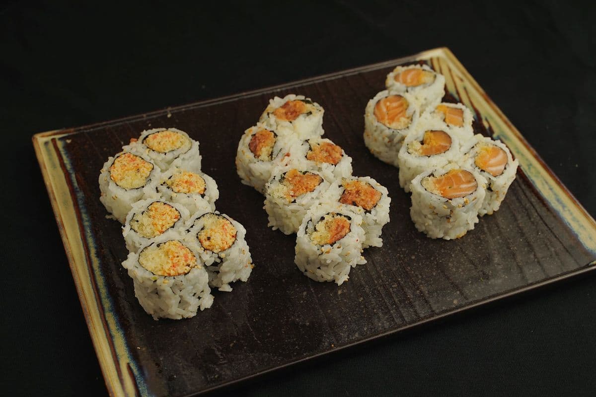 Rolls Combo B (18 pcs)