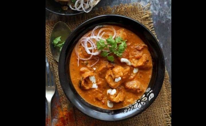 Mughlai Soya Chaap + Naan