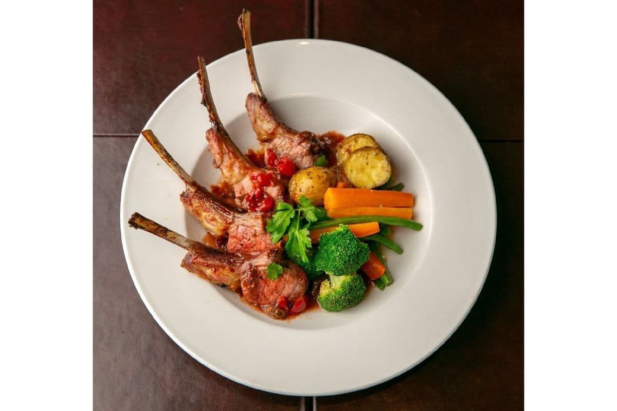 Grilled Lamb Loin Chops