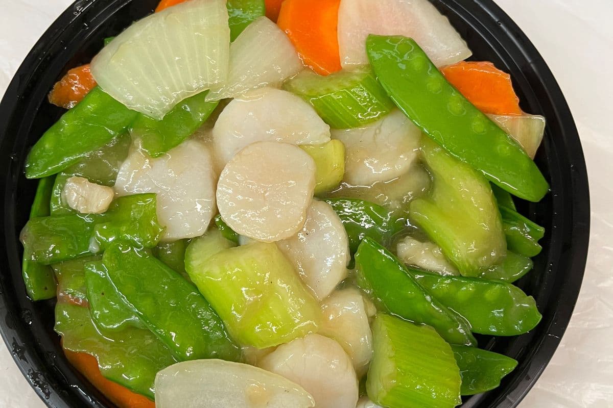 89. Scallops with Snow Peas