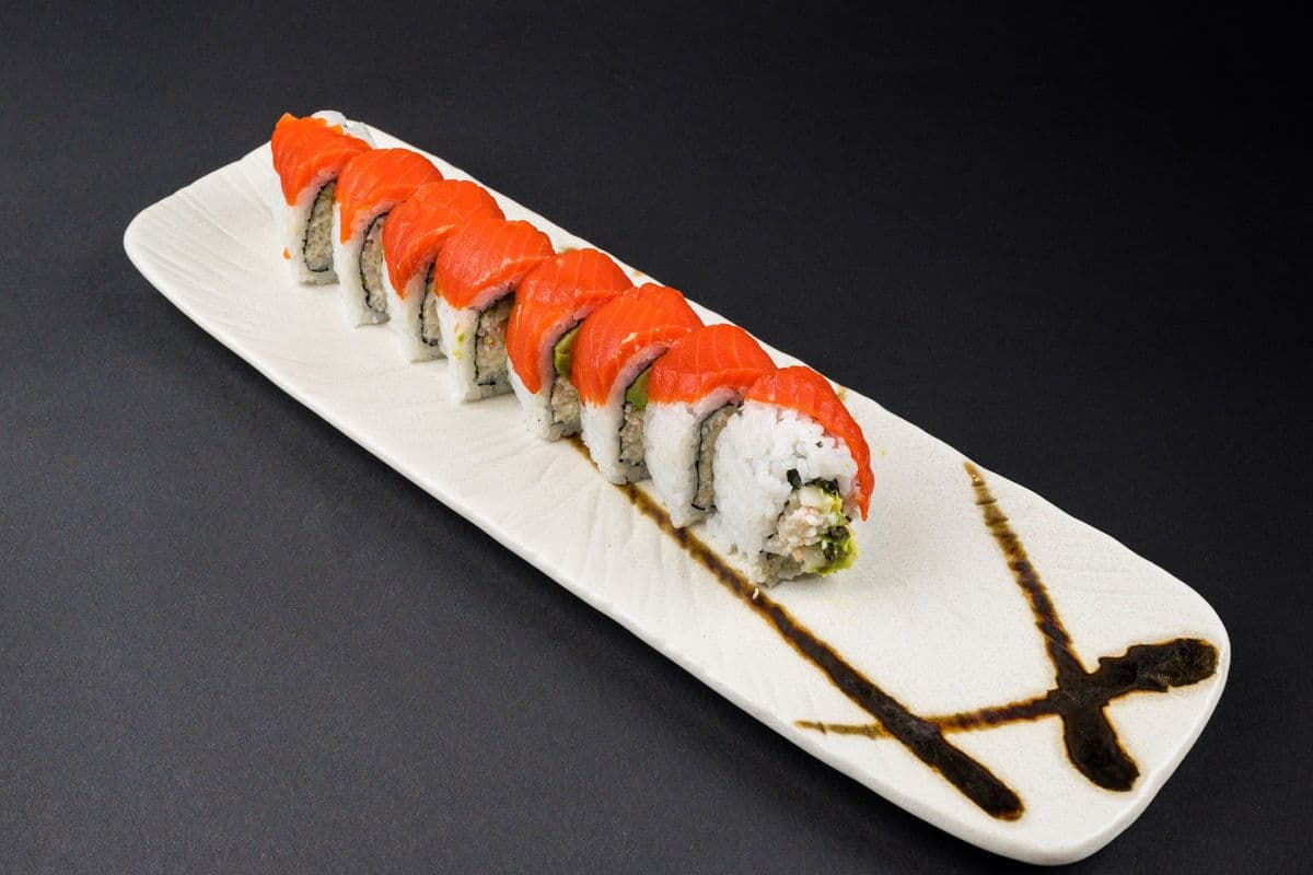 Wild Alaska Roll (8 pcs)