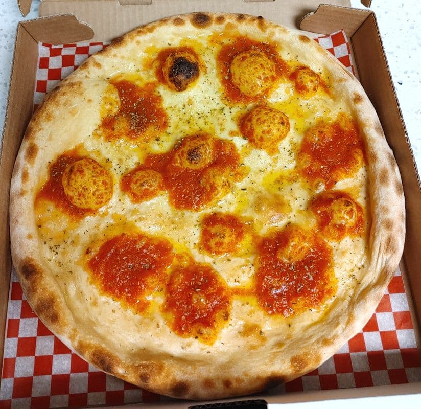 Pizza moyenne 12" focaccia(PROMO!!!)