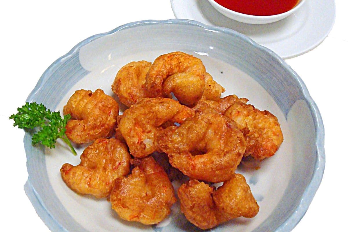 90. Jumbo Shrimp with Sweet-and-Sour Sauce 甜酸炸蝦