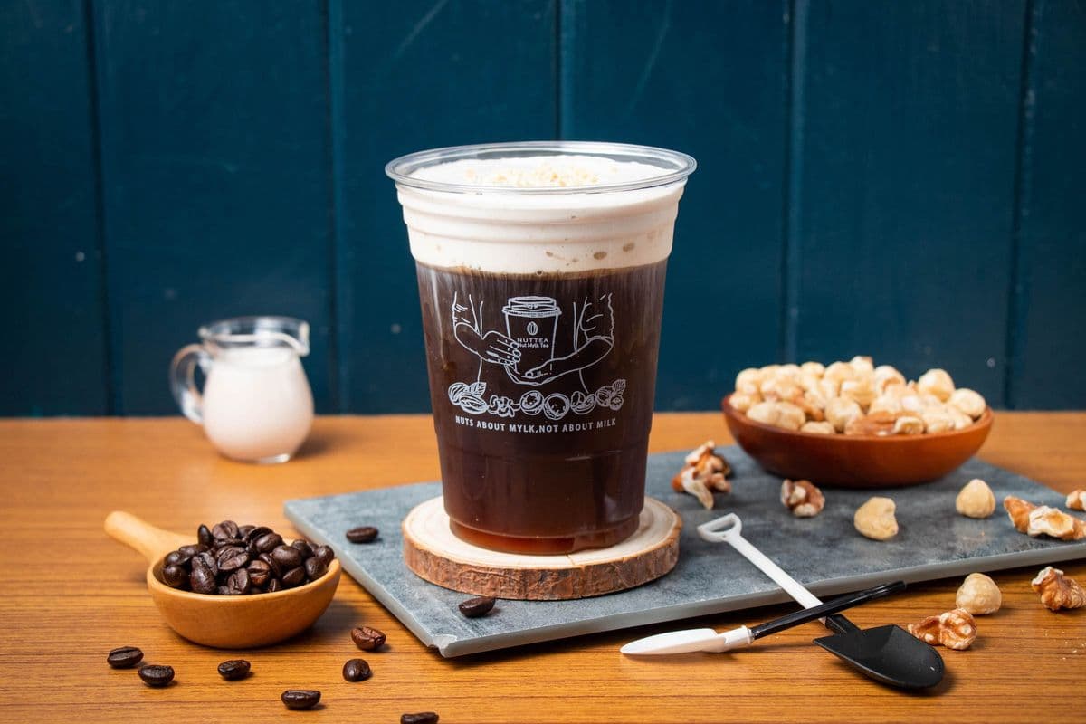 Coffee with Nut Cream