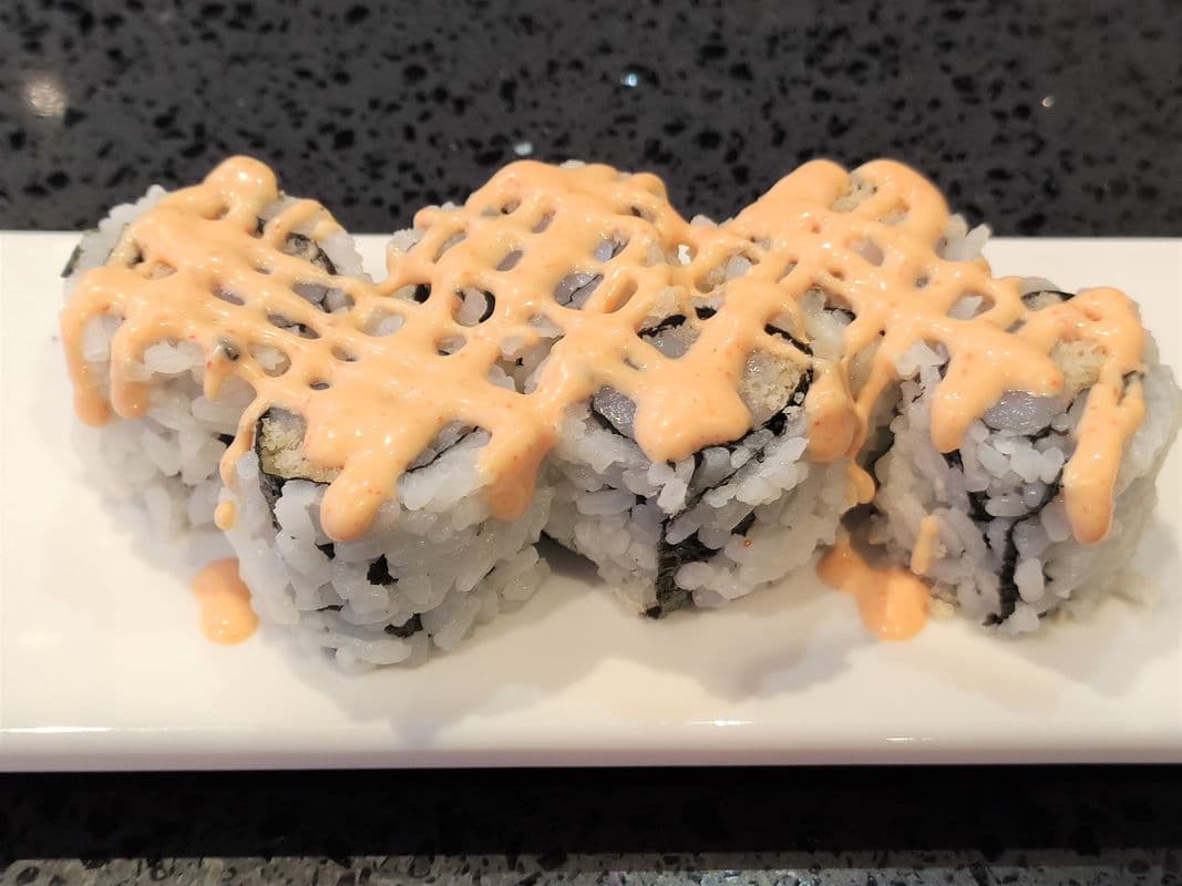 Spicy Scallop Roll (6 pcs) (A603)