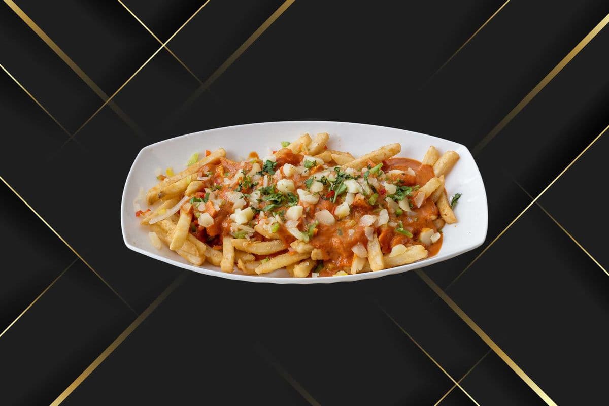 Butter Chicken Poutine