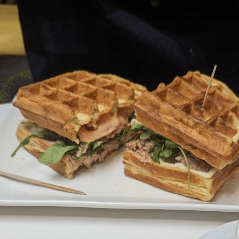 Gaufre sandwich au thon / Tuna Waffle Sandwich