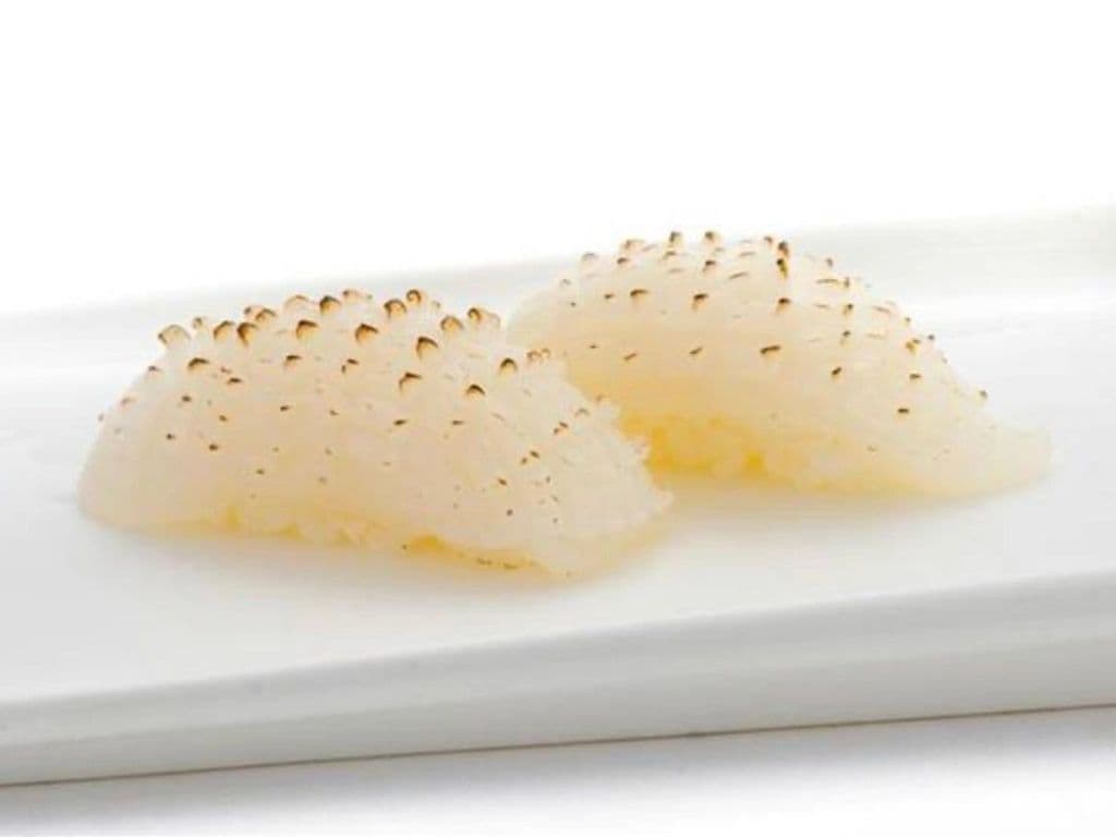 Torched Ika Sushi (2pcs)