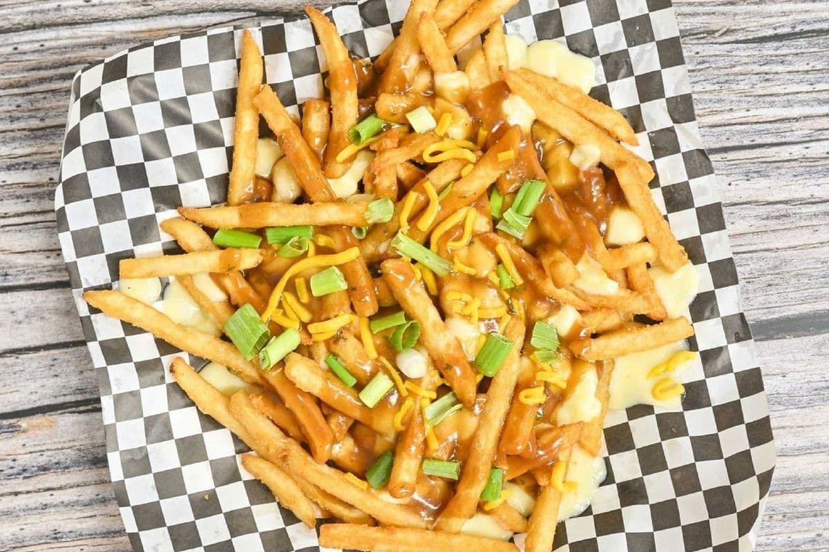 *NEW* Poutine