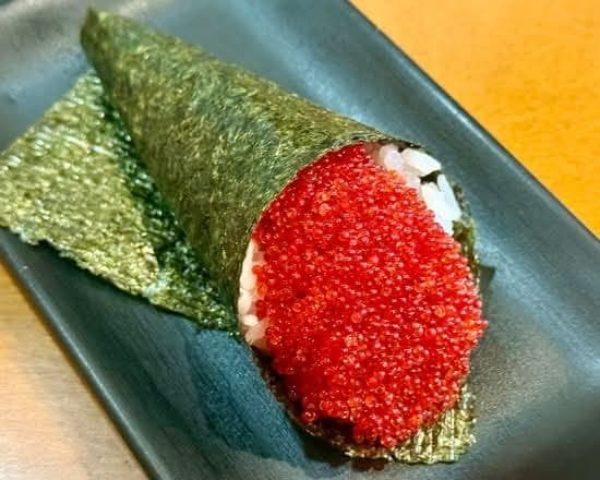 Tobiko Temaki