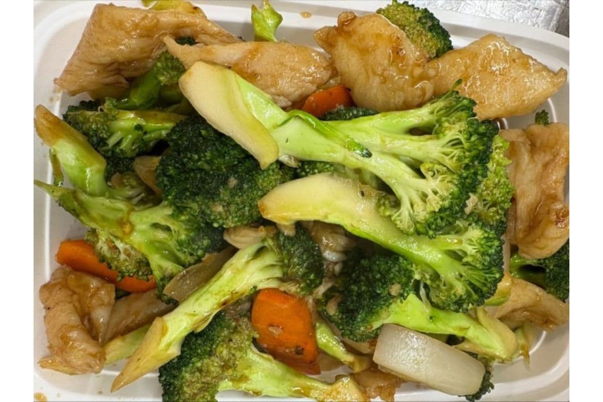 11. Chicken with Broccoli