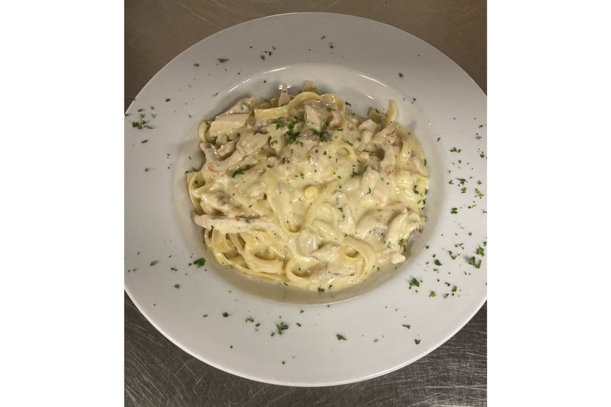 Chicken Fettuccine Alfredo