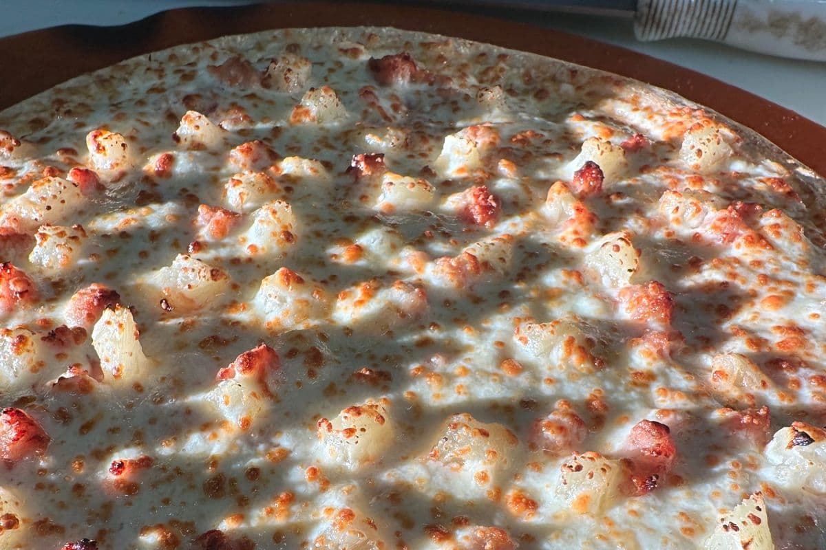 5. Large Tropical Hawaiian Pizza