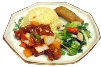 275. Egg Roll with Sweet-and-Sour Pork Mixed Vegetable and Egg Fried Rice 组合4