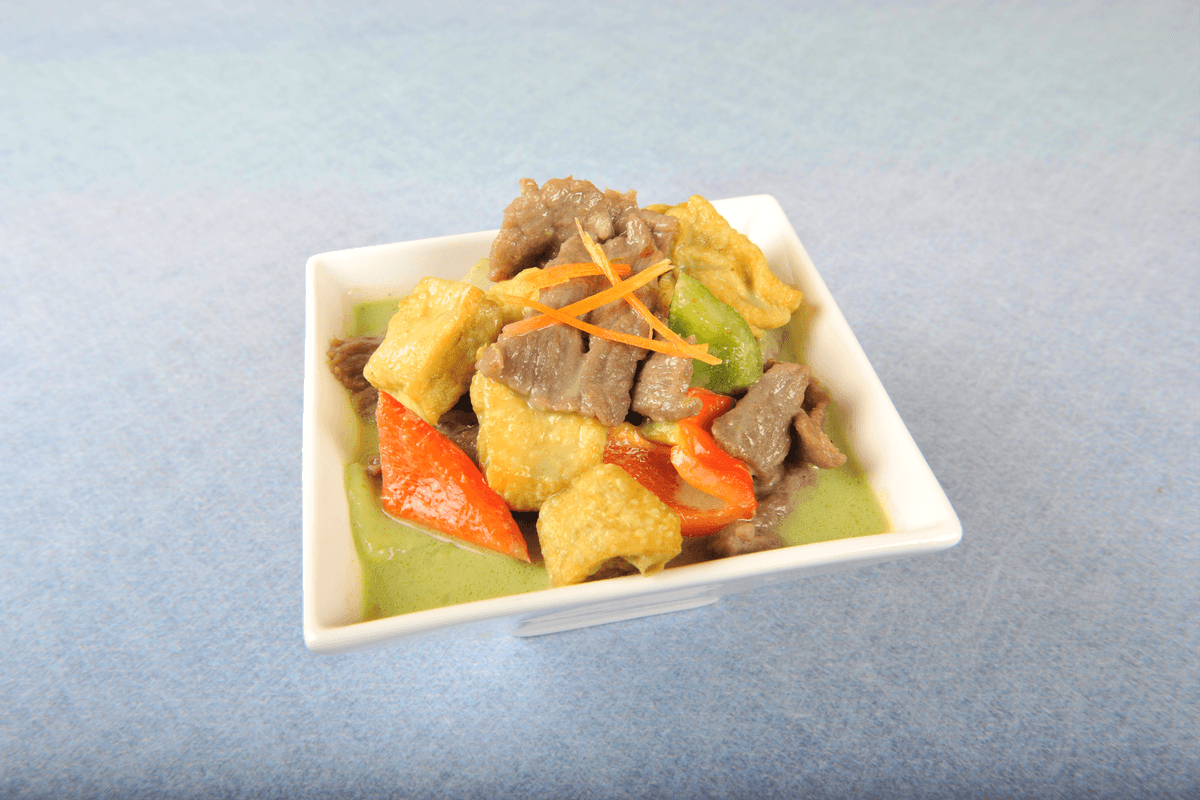 30. Green Curry Chicken or Beef