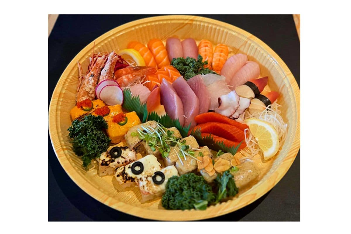Love Party(42pcs and served with 4 miso soup)