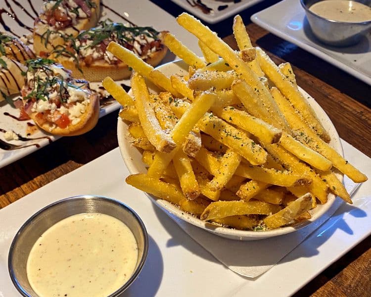 Truffle Fries & Dip