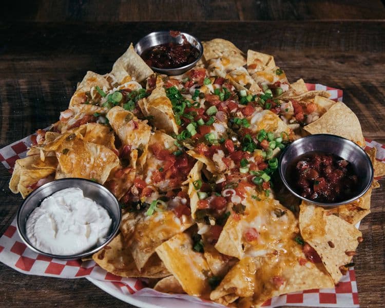 Ye Olde Faithful Veggie Macho Nachos