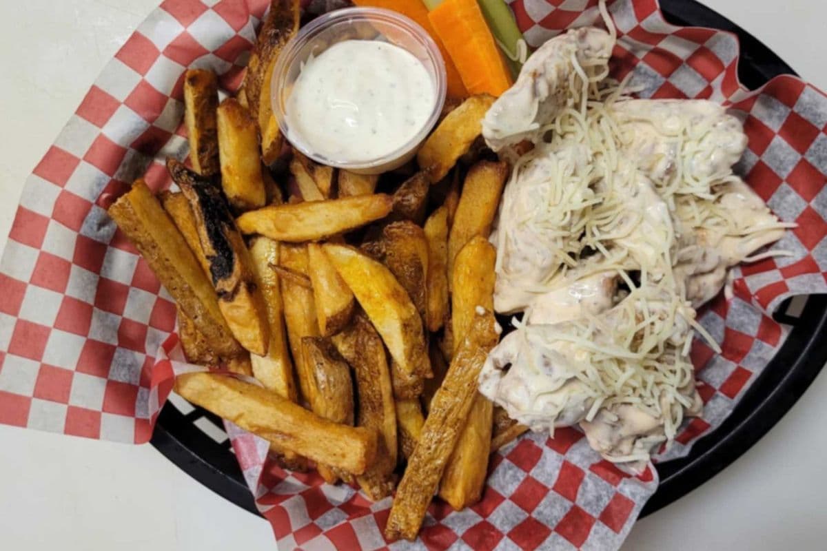 Foursome Wings