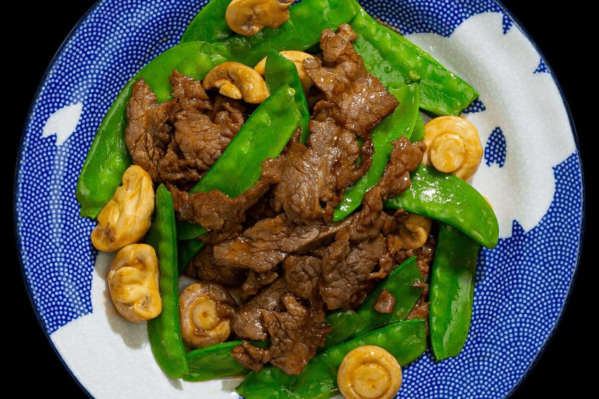 P05. Sauteed Beef with Snow Peas and Mushrooms