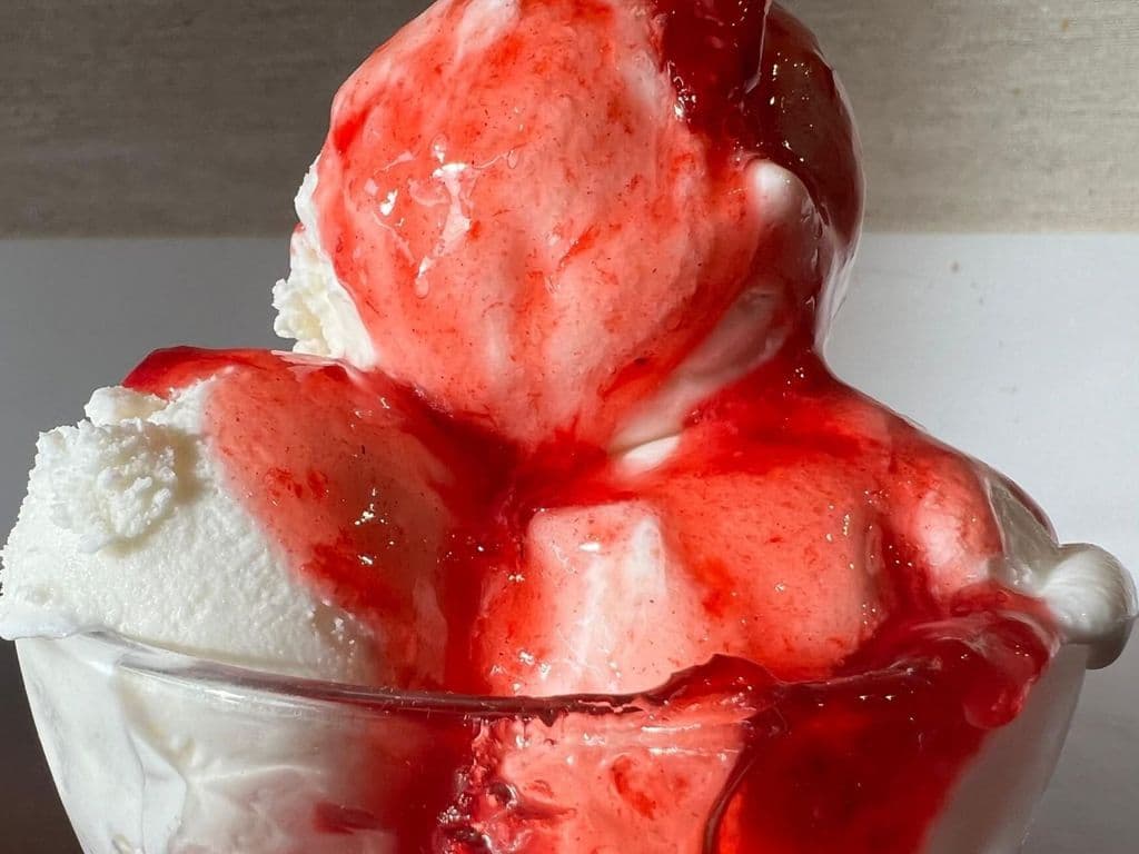 Strawberry Sundae