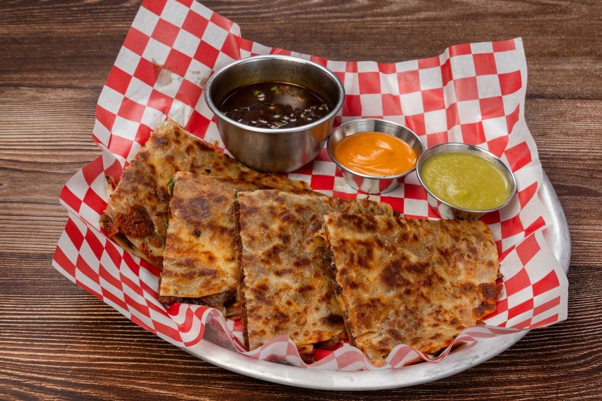 Birria-Dilla