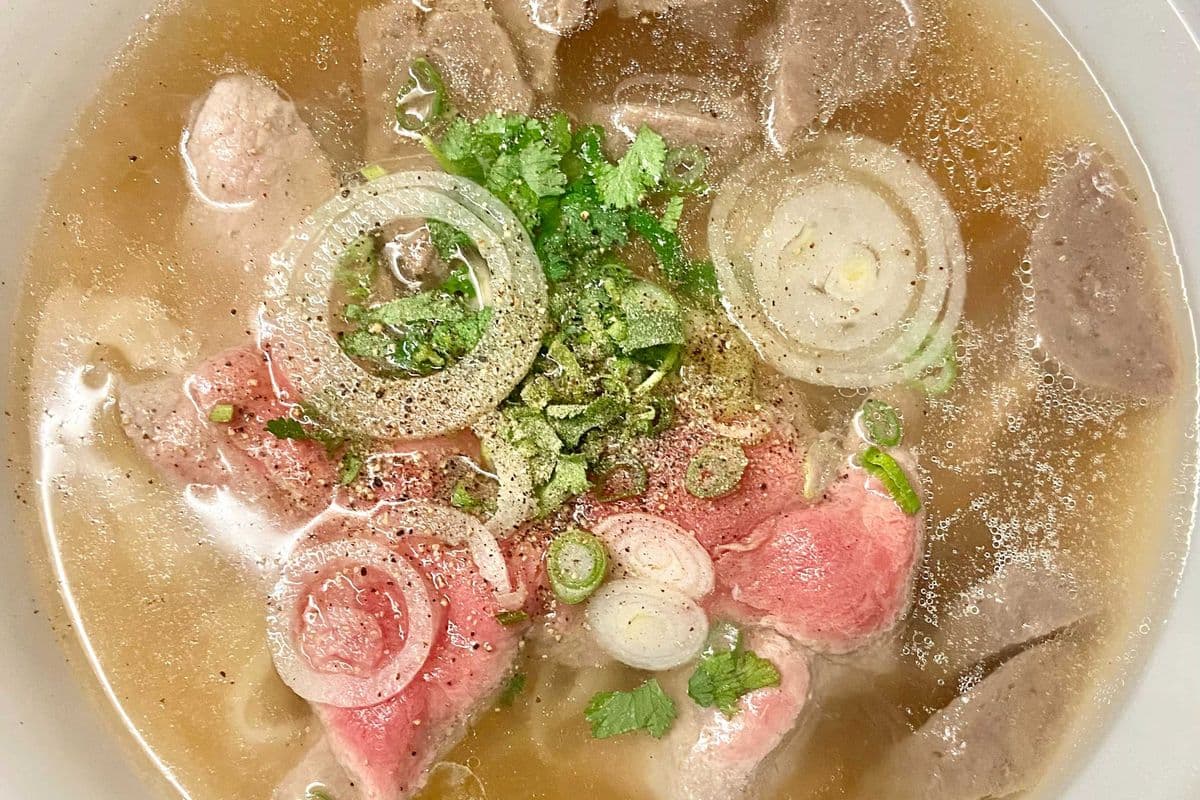 5 Medium Rare Beef and Beef Meatballs- Phở tái bò viên