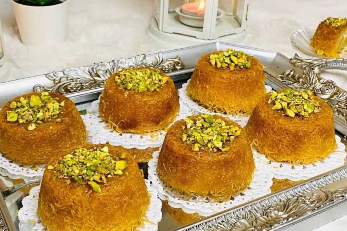 3 pieces Knafeh in a cup