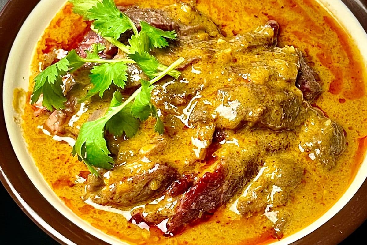 1402. Curry Beef Combo