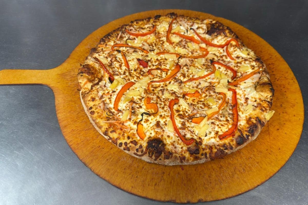 12" Medium Sweet Thai Chicken Pizza
